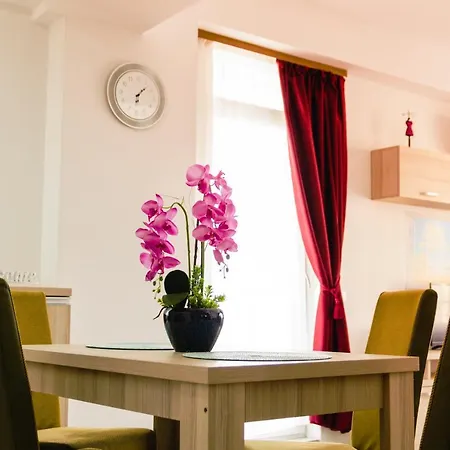 Orchid Apartment Summerland Free Parking *
